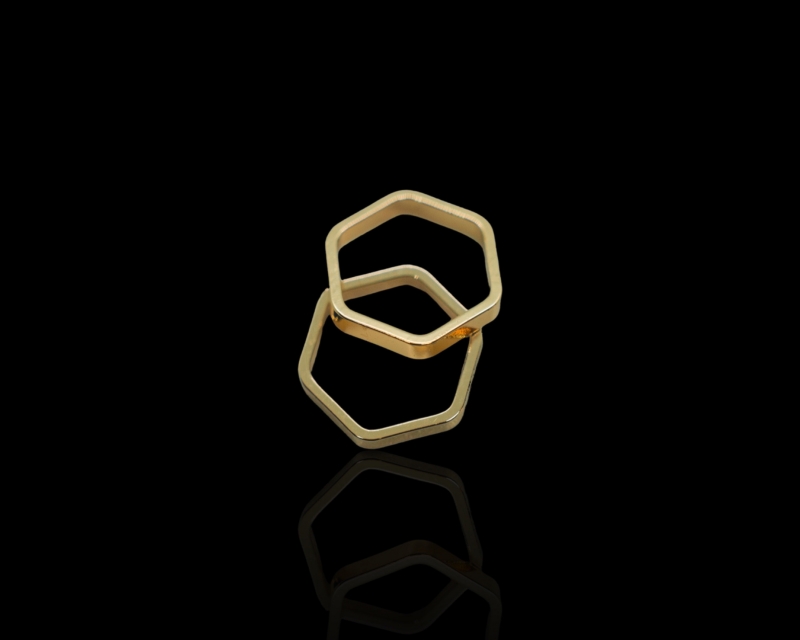 Шестиугольник без дополнительных отверстий; цвет золото, 12мм